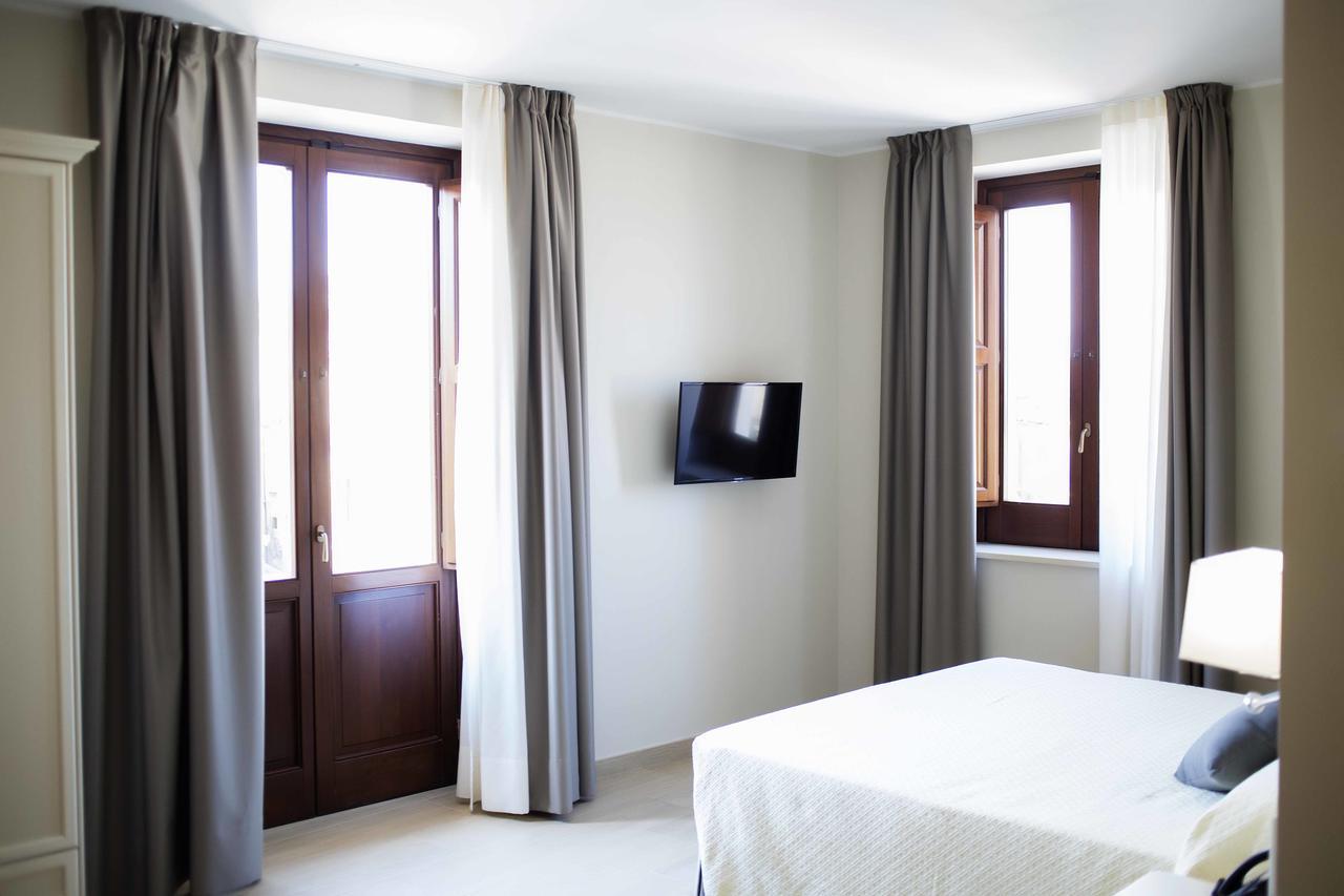 Hotel Palazzo Salerno Roggiano Gravina Exterior photo